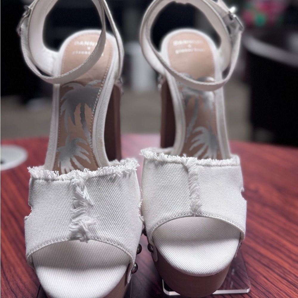 Gianni Bini x DANNIJO Daisy Denim Studded Platform Sandals - Picture 4 of 12